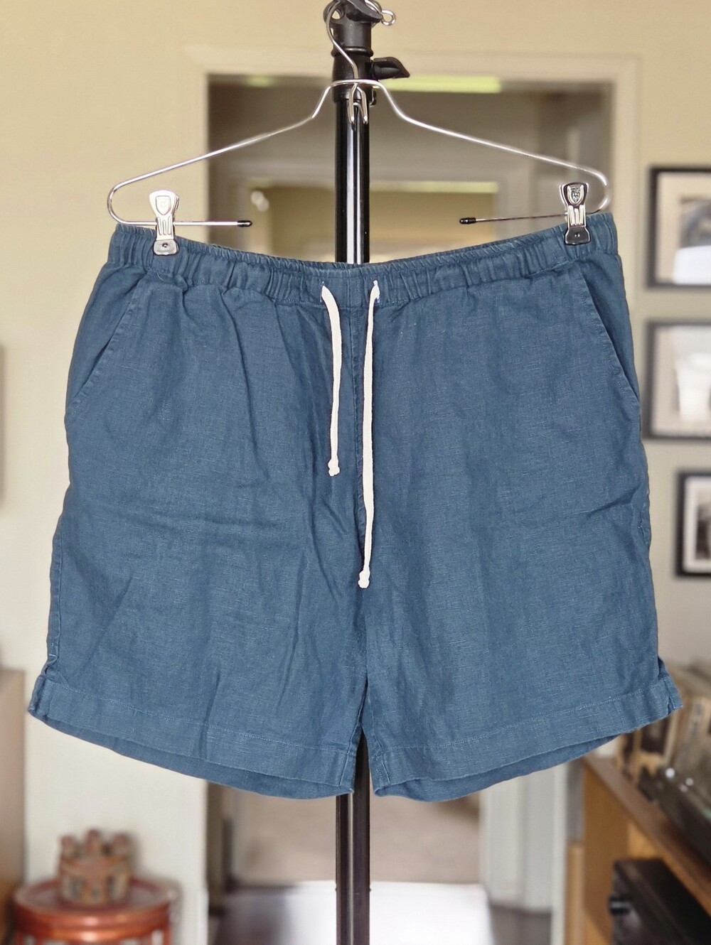 Alex Crane Bo Shorts - Casual Drawstring Linen Shorts in Teal Blue